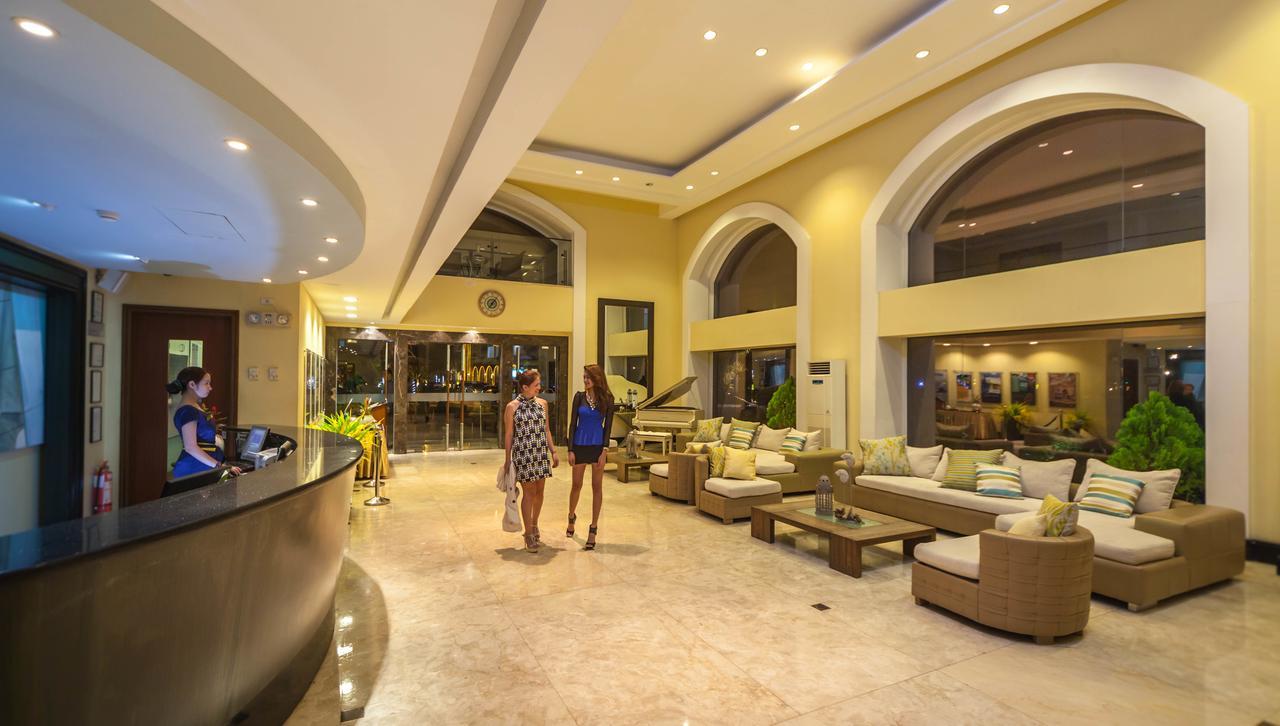 The Lighthouse Marina Resort Olongapo Exterior photo